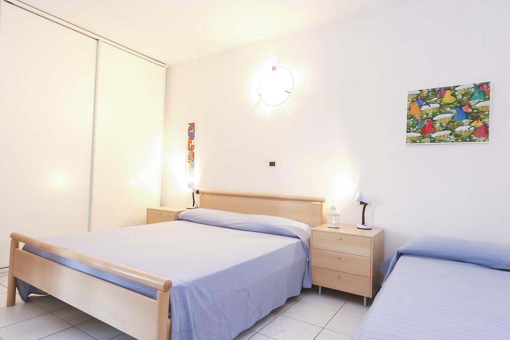 Il Porto Trilocale Nr.7 Apartment Porto Azzurro Bagian luar foto