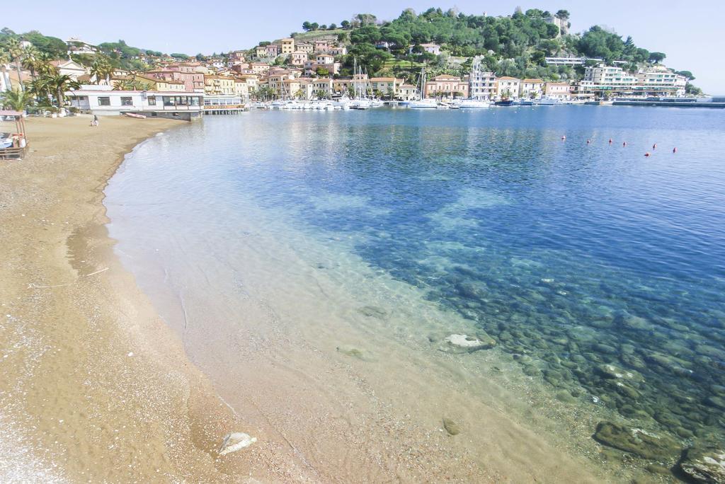Il Porto Trilocale Nr.7 Apartment Porto Azzurro Bagian luar foto
